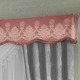 Klassisch - Apart gebogte Schabracke – Farbe ROSÉ – Ansicht 1 Klassisch - Apart gebogte Schabracke, in Größe 665 (30x165 cm) bis 685 (30x500 cm), in Farbe WEINROT – Farbe ROSÉ – Ansicht 1
