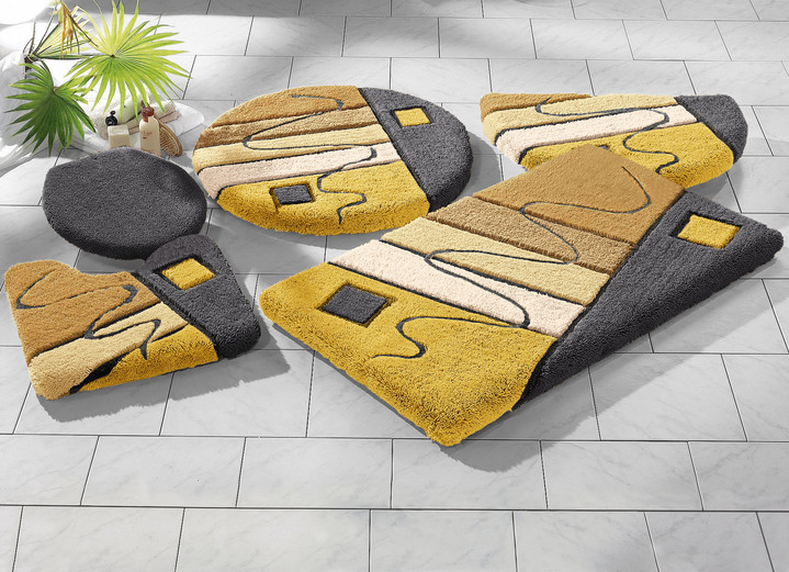 Badgarnituren - Handgearbeitete Badgarnitur in harmonischen Farbtönen, in Größe 100 (Vorleger halbrund, 50/ 80 cm) bis 112 (WC-Deckelbezug, 47/ 50 cm), in Farbe BLAU Ansicht 7