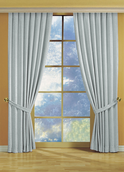 Klassisch - Fensterdekoration aus schwerer Thermo-Chenille-Qualität, in Größe 364 (H150xB135 cm) bis 464 (H245xB270 cm), in Farbe HELLBLAU, in Ausführung mit Universalschienenband Ansicht 1