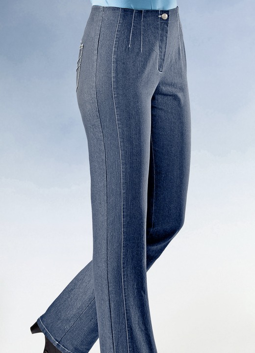 Hosen mit Knopf- und Reißverschluss - Jeans mit angeschnittenem Bund Hosen mit Knopf- und Reißverschluss - Jeans mit angeschnittenem Bund, in Größe 019 bis 096, in Farbe HELLBLAU
