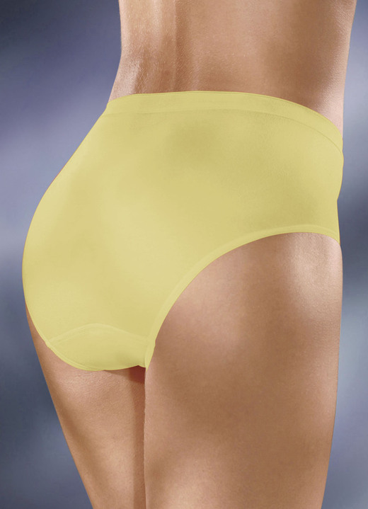 Slips - Speidel Viererpack Slips ohne Seitennähte, in Größe 040 bis 050, in Farbe LILA Ansicht 18