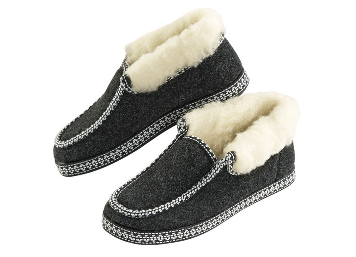 Hausschuhe - Hütten-Hausschuh mit Anti-Rutsch-Gummi-Laufsohle, in Größe 036 bis 042, in Farbe BLAU Ansicht 2