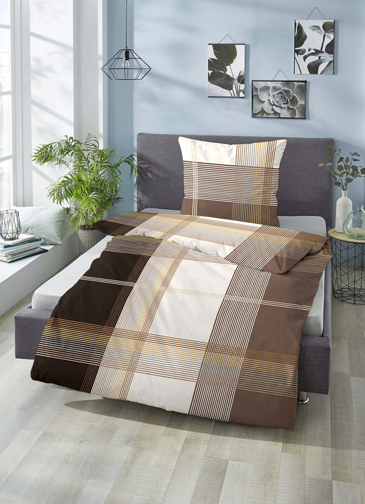 Bettwäschegarnituren - Bettwäsche-Garnitur Made in Germany Ansicht 2 Bettwäschegarnituren - Bettwäsche-Garnitur Made in Germany, in Größe 112 (80x80 cm + 135x200 cm) bis 412 (2x80x80 cm + 2x135x200 cm), in Farbe GRÜN Ansicht 2