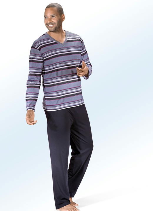 Schlafanzüge - Zweierpack Schlafanzüge mit V-Ausschnitt, Ringeldessin und Brusttasche, in Größe 046 bis 062, in Farbe 1X BEERE, 1X GRAU Ansicht 2
