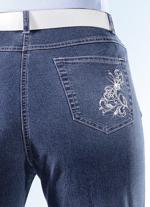 7/8-Hosen, Capris, Bermudas - 7/8-Jeans mit floraler Stickerei, in Größe 018 bis 054, in Farbe JEANSBLAU Ansicht 2