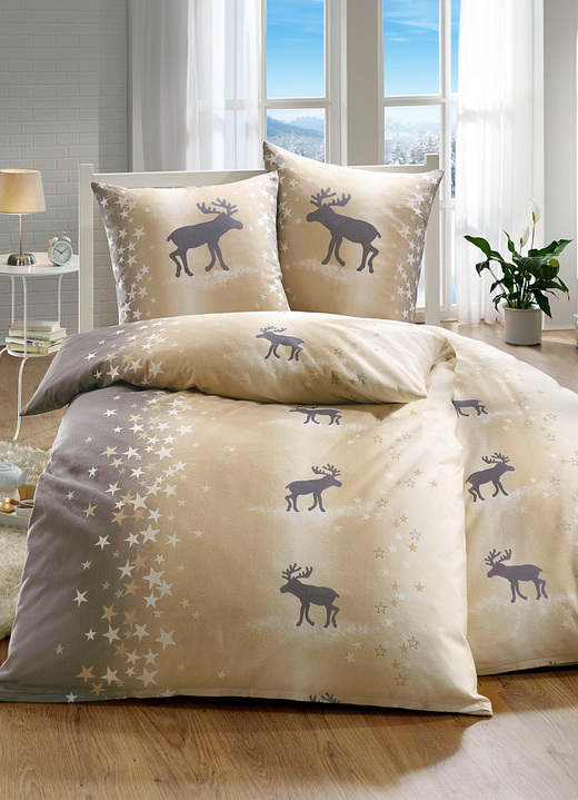 Bettwäschegarnituren - Winterlich-weihnachtliche Bettwäsche-Garnitur , in Größe 111 (40/80 + 135/200 cm) bis 115 (80/80 + 155/220 cm), in Farbe BEIGE