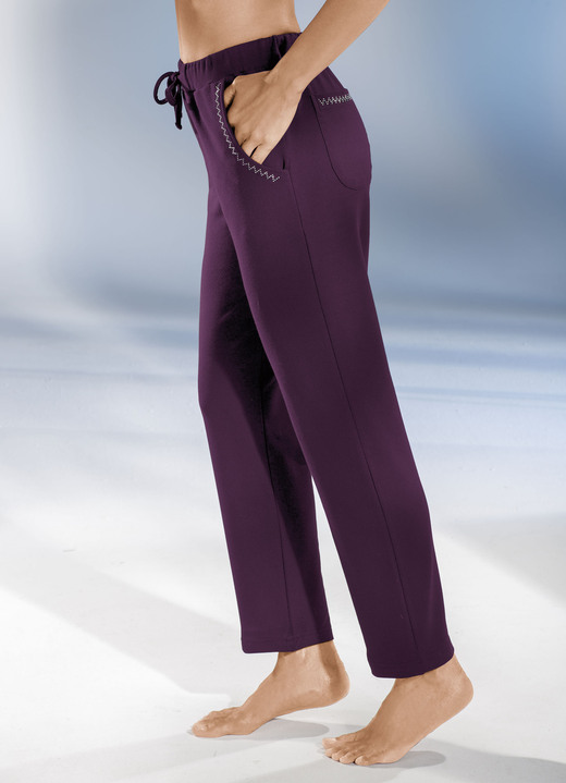 Freizeithosen - Hose mit dekorativer Nietenzier, in Größe 018 bis 056, in Farbe MARINE Ansicht 3