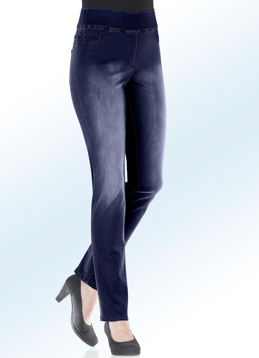 Hosen - Figurformende Jeans, in Größe 017 bis 052, in Farbe JEANSBLAU Ansicht 6