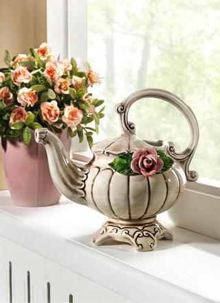 - Gießkanne mit Rosen-Applikation, in Farbe BEIGE-ROSA