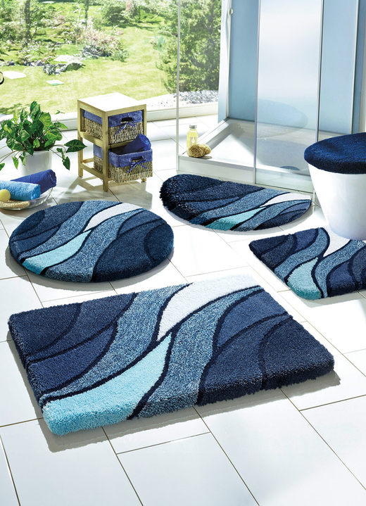 Badgarnituren - Kleine Wolke Badgarnitur in Table Tuft Qualität, in Größe 100 (Vorleger halbrund, 50/ 80 cm) bis 112 (WC-Deckelbezug, 47/ 50 cm), in Farbe BLAU Ansicht 2