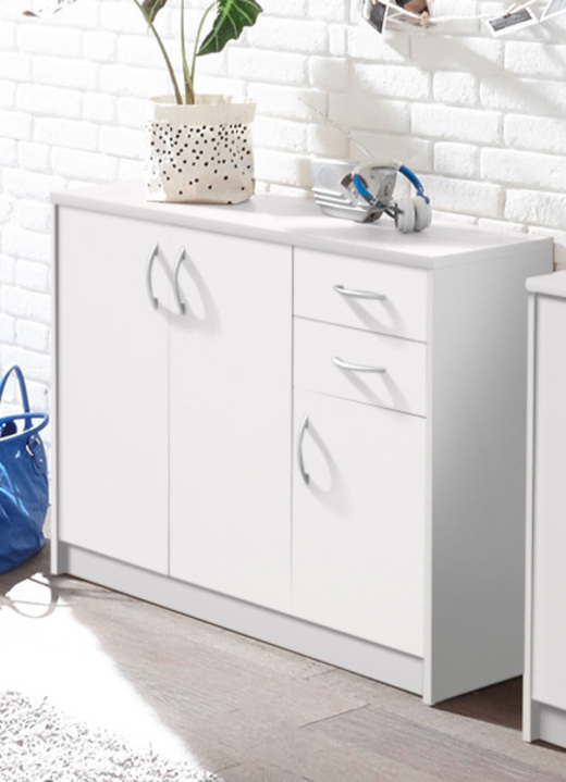 Möbel - Kombifreundliche Kommode mit silberfarbenen Griffen, in Farbe BUCHE, in Ausführung 2-türig, schmal Ansicht 4