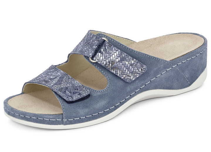 Sandaletten & Pantoletten - Mubb, bequeme Damen-Pantoletten, Weite H, mit herausnehmbarem Fußbett, in Größe 036 bis 042, in Farbe JEANSBLAU Ansicht 1