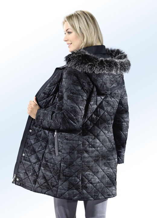 - Longjacke mit abnehmbarer Kapuze, in Größe 019 bis 054, in Farbe SCHWARZ Ansicht 1