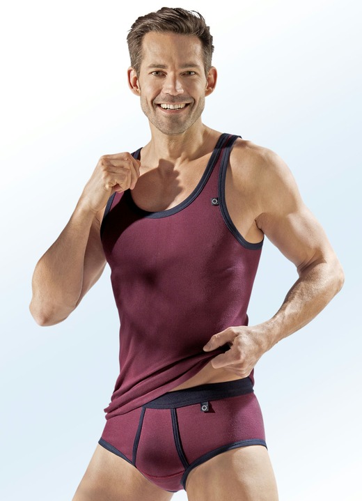 - Pfeilring Dreierpack Slips mit Einfassungen, uni, in Größe 005 bis 013, in Farbe 2X RUBIN-NAVY, 1X NAVY-RUBIN Ansicht 2