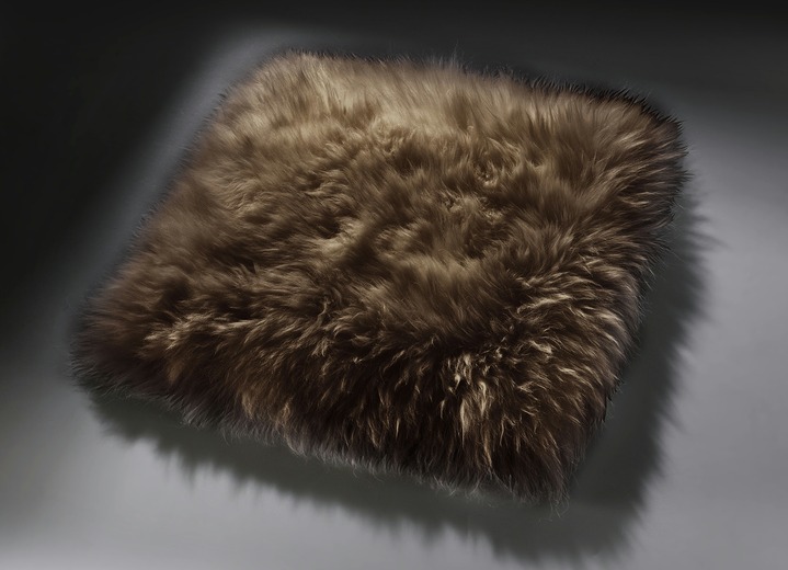 Wohnaccessoires - Merino-Lammfell-Sitzauflage in Tierform, in Farbe BEIGE Ansicht 8