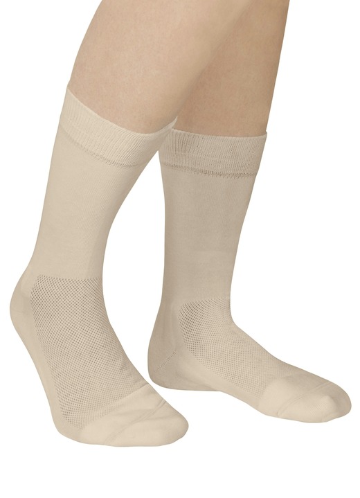 Gesundheitsstrümpfe - Zweierpack Komfort-Kniestrümpfe oder -Socken, in Größe 1 (37–39) bis 3 (43–45), in Farbe BEIGE, in Ausführung Zweierpack Komfort-Socken Ansicht 1