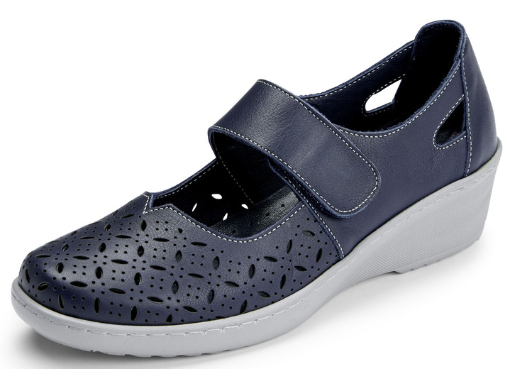 Slipper & Schnürschuhe - Gemini Slipper aus weichem Rindleder Ansicht 1 Slipper & Schnürschuhe - Gemini Slipper aus weichem Rindleder, in Größe 036 bis 042, in Farbe DUNKELBLAU Ansicht 1