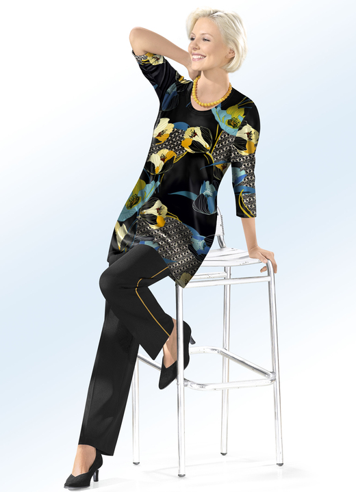 Hosen - Hose mit trendiger Kontrastpaspel, in Größe 020 bis 060, in Farbe SCHWARZ-ROT Ansicht 5