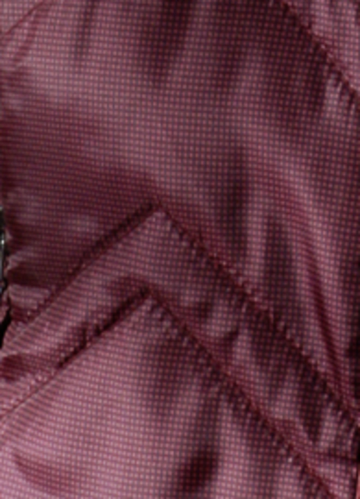 Kurz - Jacke mit seitlicher Längssteppung, in Größe 036 bis 052, in Farbe BURGUND-SCHWARZ Ansicht 2