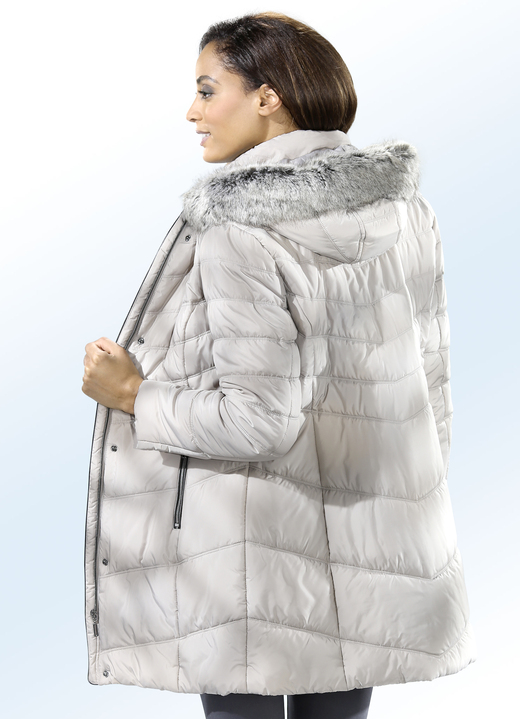 - Longjacke mit abnehmbarer Kapuze, in Größe 038 bis 054, in Farbe BEIGE Ansicht 2