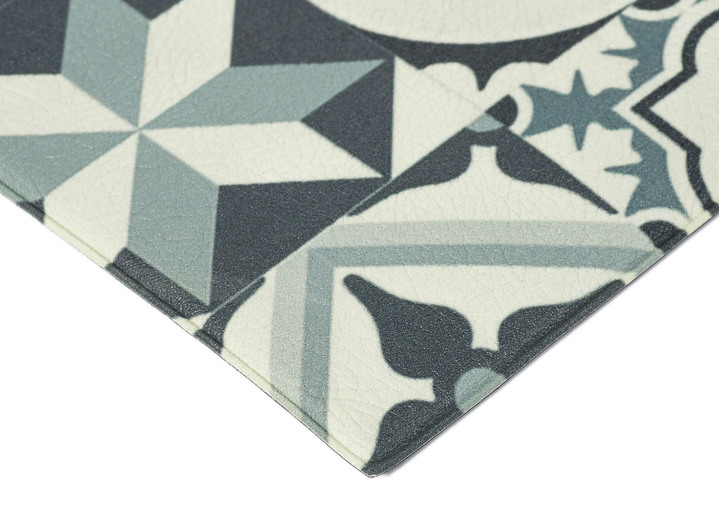 Modern - Strapazierfähiger Küchenläufer und -teppich im Fliesen-Design Ansicht 3 Modern - Strapazierfähiger Küchenläufer und -teppich im Fliesen-Design, in Größe 110 (Küchenläufer, 50 x 150 cm) bis 164 (Küchenteppich, 120 x 170 cm), in Farbe GRAU Ansicht 3