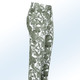 Hosen - Hose in trendiger Blätter-Dessinierung – Farbe OLIV-WEISS – Ansicht 1 Hosen - Hose in trendiger Blätter-Dessinierung, in Größe 017 bis 052, in Farbe OLIV-WEISS – Farbe OLIV-WEISS – Ansicht 1