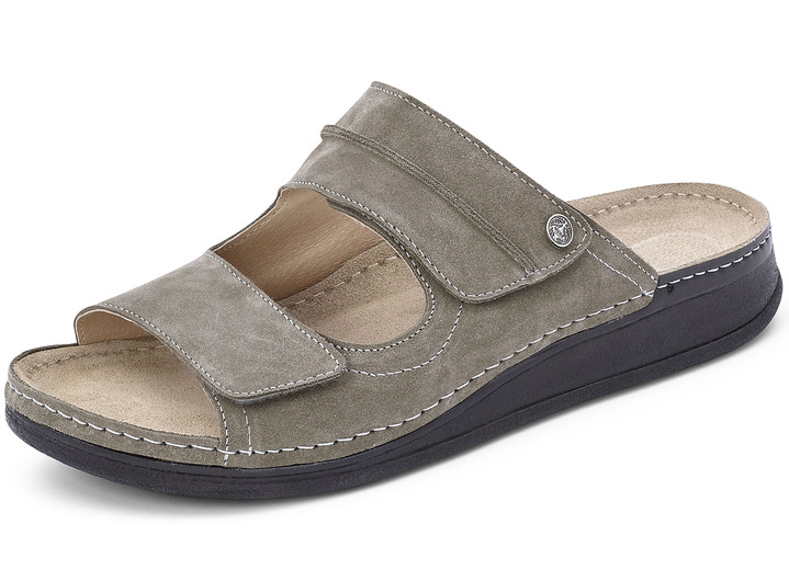 Sandalen & Pantoletten - Mubb, bequeme Herren-Pantoletten, Weite H, mit Klettverschluss, in Größe 040 bis 046, in Farbe TAUPE Ansicht 1