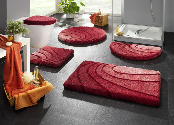 Badgarnituren - Badgarnitur von Kleine Wolke mit rutschhemmender Rückseite, in Größe 100 (Vorleger halbrund, 50/ 80 cm) bis 112 (WC-Deckelbezug, 47/ 50 cm), in Farbe BLAU Ansicht 3