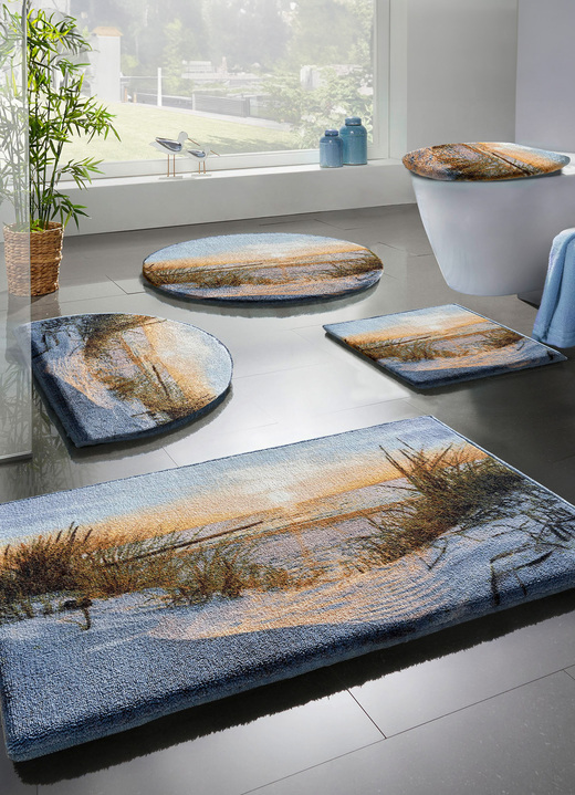 Badgarnituren - Badgarnitur von Grund mit rutschhemmender Latex-Rückseite, in Größe 100 (Vorleger halbrund, 50/ 80 cm) bis 112 (Motiv-WC-Deckelbezug, 47/ 50 cm), in Farbe BLAU Ansicht 2