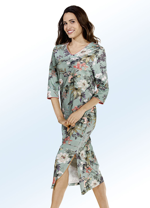 Nachthemden Langarm - Nachthemd, wadenlang mit 3/4-langen Ärmeln Ansicht 2 Nachthemden Langarm - Nachthemd, wadenlang mit 3/4-langen Ärmeln, in Größe 038 bis 052, in Farbe MARINE-BUNT Ansicht 2