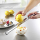 Haushaltshelfer - Zester-Reiben-Set, 2-teilig – Farbe EDELSTAHL – Ansicht 4 Haushaltshelfer - Zester-Reiben-Set, 2-teilig, in Farbe EDELSTAHL – Farbe EDELSTAHL – Ansicht 4