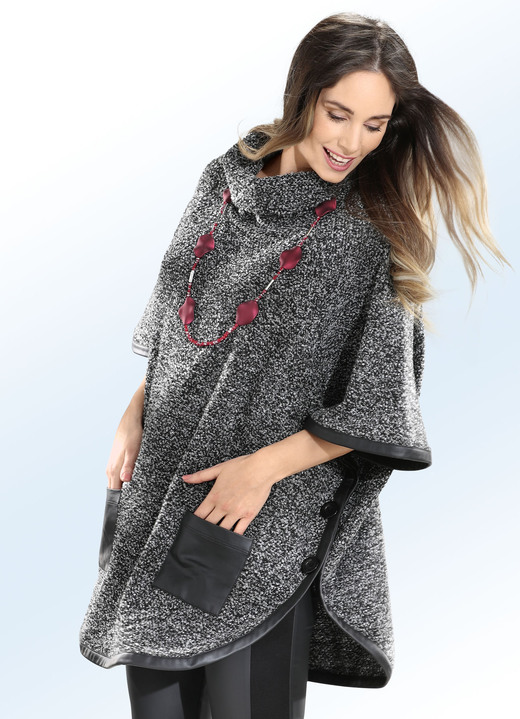 - Poncho mit Lederimitatakzenten, in Größe 040 bis 060, in Farbe SCHWARZ-GRAU MELIERT