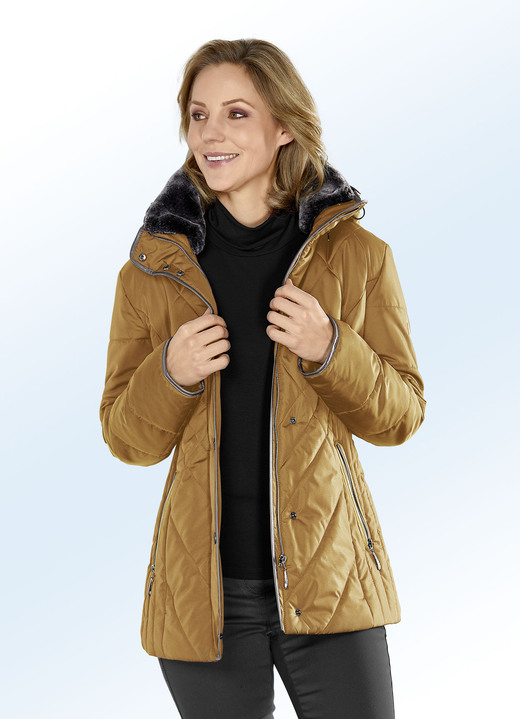 - Jacke mit seitlicher Längssteppung, in Größe 038 bis 054, in Farbe KARAMELL