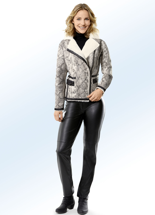 - Kurzjacke mit Schlangenhaut-Dessin, in Größe 034 bis 050, in Farbe CREME-BUNT Ansicht 2