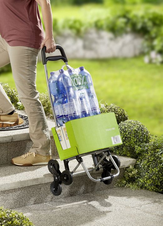 Praktische Hilfsmittel - Einkaufsroller mit Regenschirmhalter Ansicht 2 Praktische Hilfsmittel - Einkaufsroller mit Regenschirmhalter, in Farbe BLAU-WEISS Ansicht 2