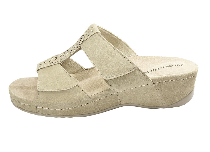 Sandaletten & Pantoletten - Klett-Pantolette aus echtem Leder, in Größe 036 bis 042, in Farbe BEIGE Ansicht 2