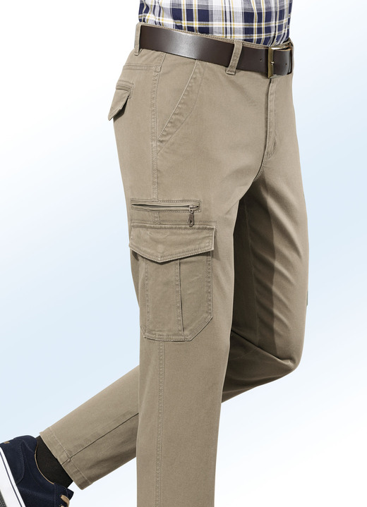 Hosen - Hose mit Cargotaschen in 3 Farben Ansicht 5 Hosen - Hose mit Cargotaschen in 3 Farben, in Größe 024 bis 060, in Farbe MARINE Ansicht 5