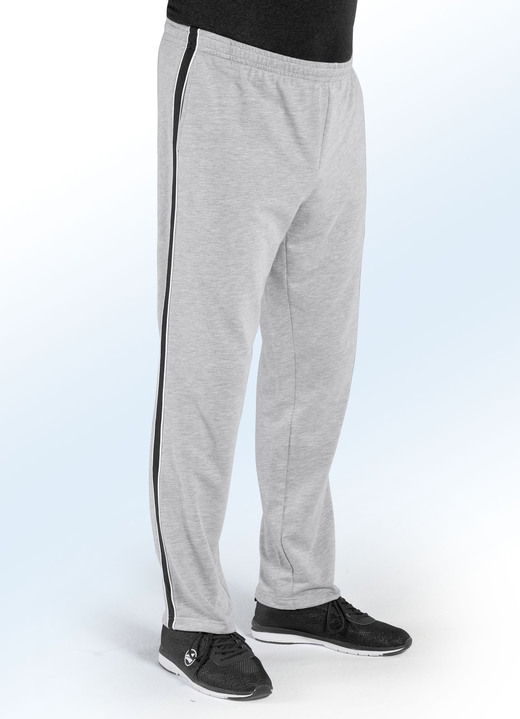 Freizeithosen - Freizeithose in 3 Farben, in Größe 024 bis 062, in Farbe MARINE Ansicht 3