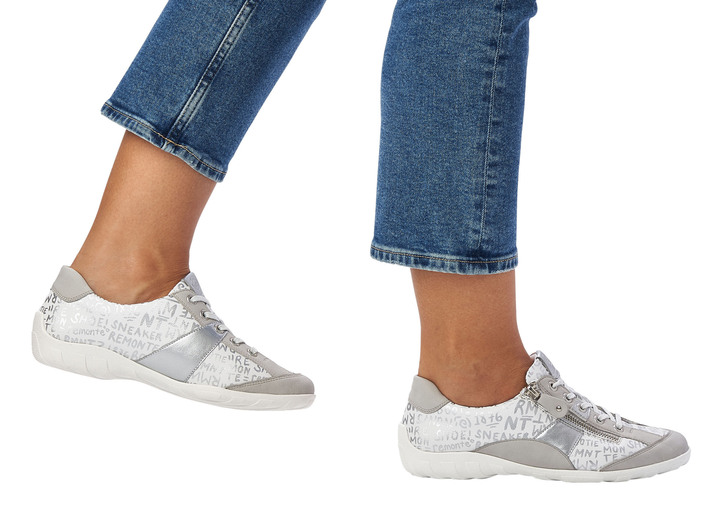 Slipper & Schnürschuhe - Remonte Sneaker mit bedruckten Besätzen Ansicht 13 Slipper & Schnürschuhe - Remonte Sneaker mit bedruckten Besätzen, in Größe 036 bis 043, in Farbe HELLBLAU-SILBER Ansicht 13