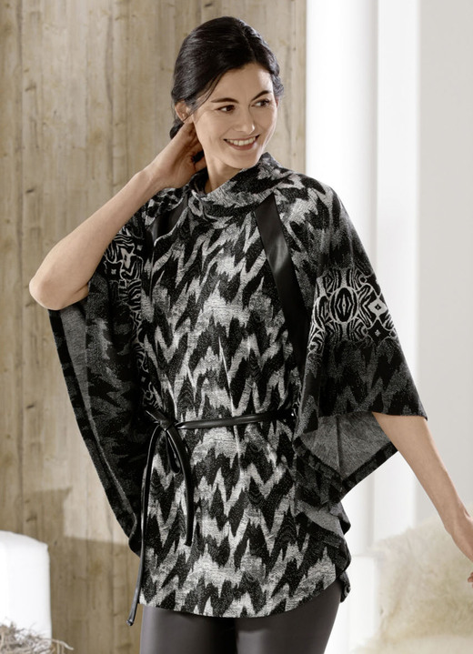 Pullover - Poncho-Pullover in weich fließendem Material, in Größe L(44/46) bis XXL(52/54), in Farbe SCHWARZ-ECRU Ansicht 1