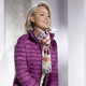 Kurz - Funktionsjacke mit 2-Wege-Reißverschluss – Farbe VIOLETT – Ansicht 1 Kurz - Funktionsjacke mit 2-Wege-Reißverschluss, in Größe 034 bis 052, in Farbe VIOLETT – Farbe VIOLETT – Ansicht 1