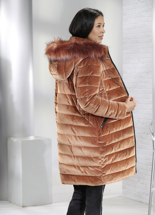 - Kurzmantel mit abnehmbarer Kapuze, in Größe 034 bis 052, in Farbe ZIMT Ansicht 2