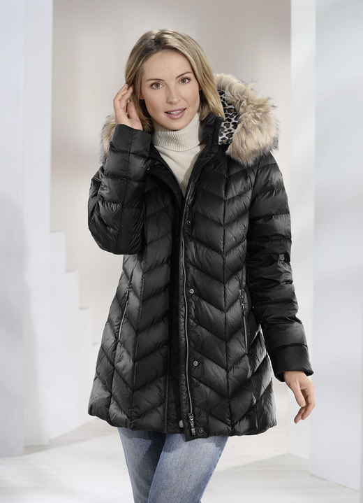 Daunenjacken - Daunenjacke mit abnehmbarer Kapuze, in Größe 036 bis 052, in Farbe SCHWARZ Ansicht 2