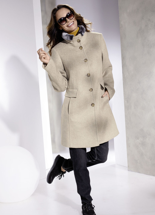 - Kurzmantel in 2 Farben, in Größe 036 bis 054, in Farbe SAND-ECRU Ansicht 3