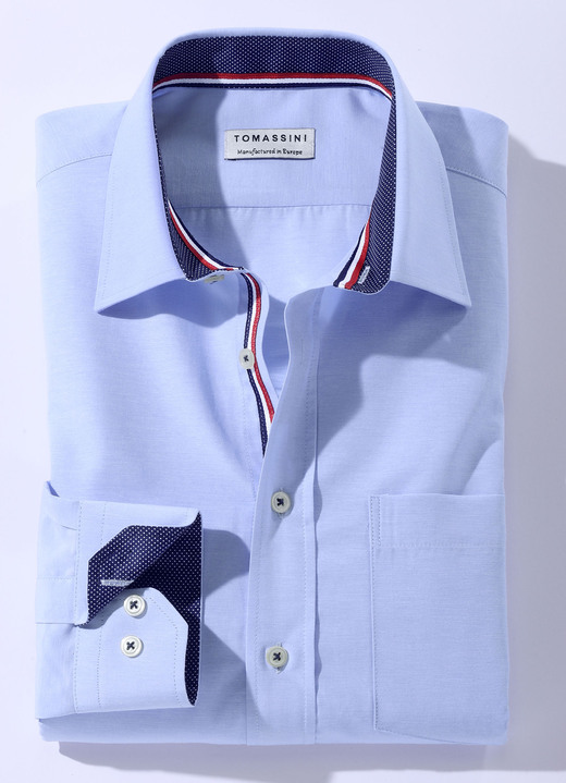 Businesshemden - Hemd in 4 Farben mit Brusttasche Businesshemden - Hemd in 4 Farben mit Brusttasche, in Größe 038 bis 048, in Farbe HELLBLAU