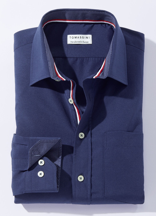 Businesshemden - Hemd in 4 Farben mit Brusttasche Ansicht 3 Businesshemden - Hemd in 4 Farben mit Brusttasche, in Größe 038 bis 048, in Farbe HELLBLAU Ansicht 3