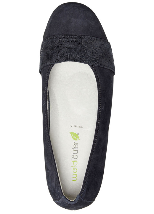 Pumps & Ballerina - Waldläufer, bequeme Damen-Pumps, Weite K, mit herausnehmbarem Fußbett, in Größe 3 1/2 bis 8, in Farbe SCHWARZ Ansicht 3