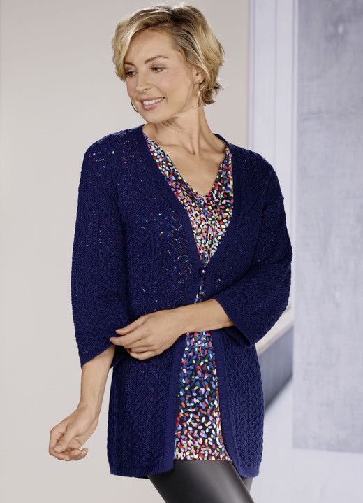 - Strickjacke in raffiniertem Ajourmuster, in Größe 036 bis 052, in Farbe MARINE