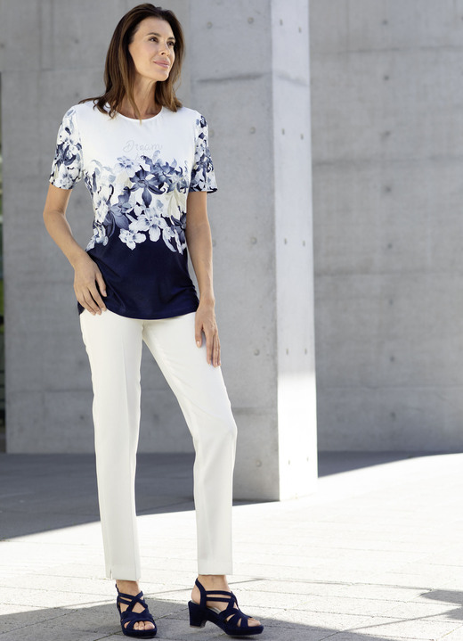 Shirts mit Strass - Stilvolles Shirt mit Strass-Schriftzug, in Größe 038 bis 054, in Farbe ECRU-MARINE Ansicht 2