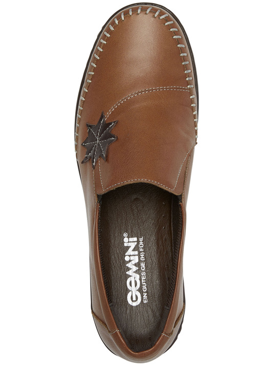Slipper & Schnürschuhe - Gemini Slipper mit Leder-Applikation Ansicht 2 Slipper & Schnürschuhe - Gemini Slipper mit Leder-Applikation, in Größe 036 bis 042, in Farbe COGNAC Ansicht 2